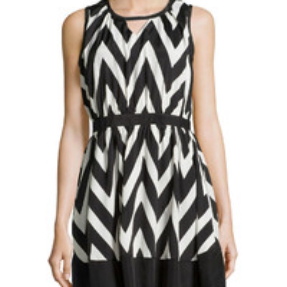 Romeo & Juliet Couture Dress